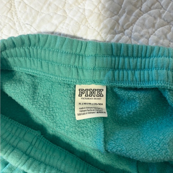 Victoria Secret Sweat Shorts - Picture 4 of 4